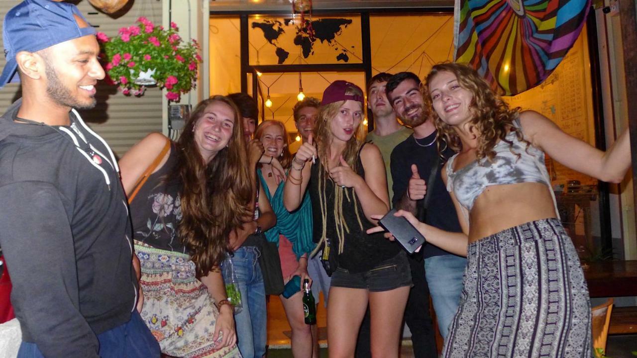 Stamp Hostel (Adults Only) Ban Yang  المظهر الخارجي الصورة
